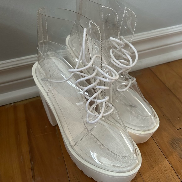 clear/white 3 inch heels - Picture 1 of 3